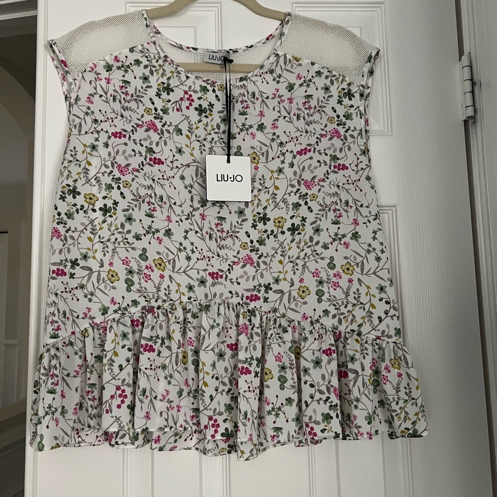 Liu jo top, size S. New